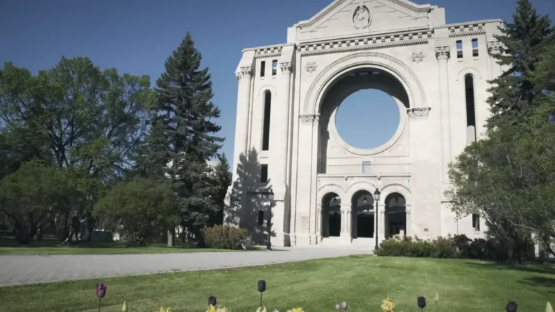 St. Boniface Cathedral(4)