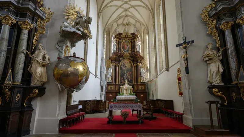 St. Nicholas Church, Znojmo – Gothic landmark(5)