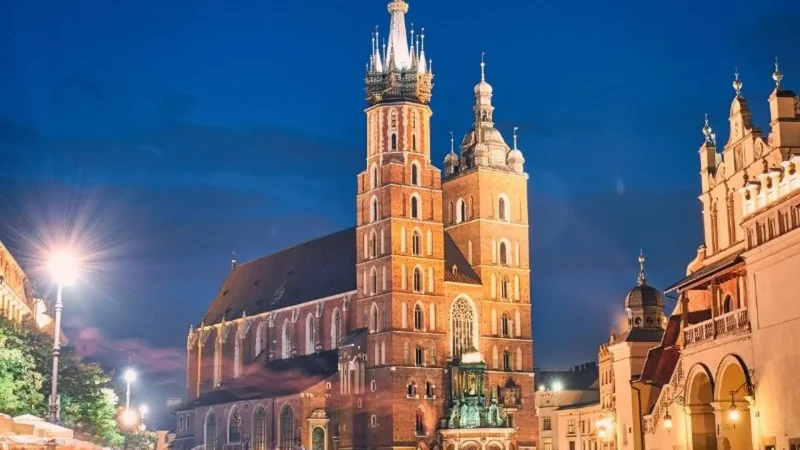 St._Mary’s_Basilica_03