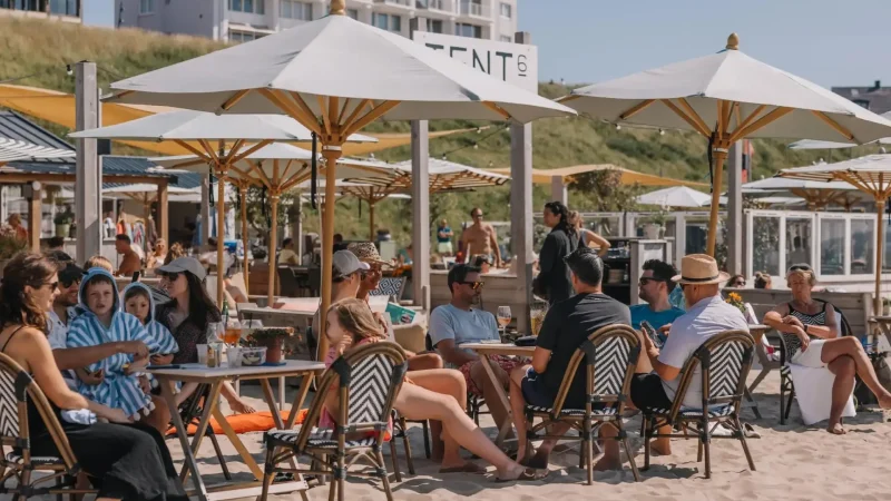 Strandpaviljoens_–_Seasonal_beach_restaurants__01