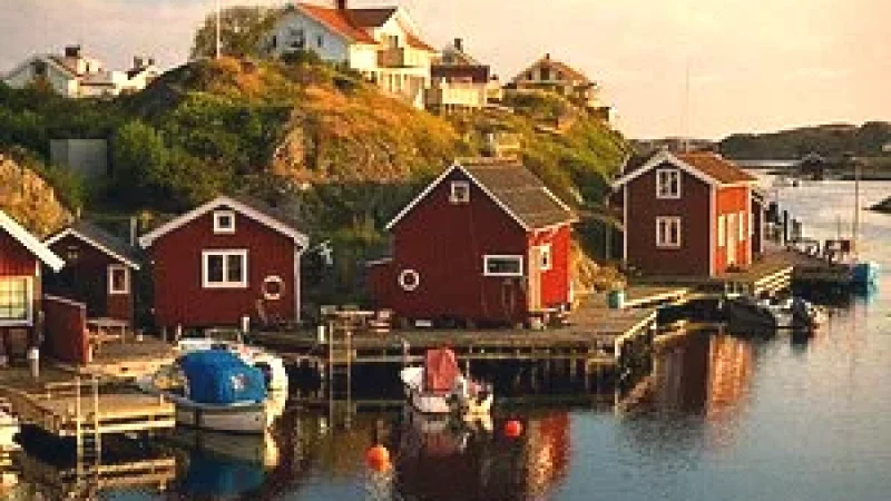 Strängnäs Harbor – Boats and cafés(4)