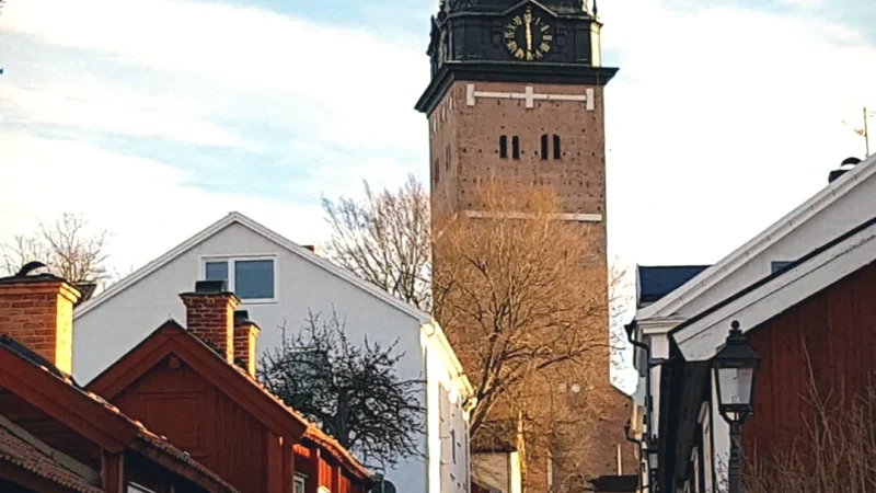 Strängnäs Old Town – Cobblestone streets and wooden houses(3)