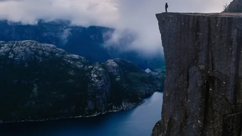 Sunrise Viewing Spots – Early Morning Cliff Views(4)