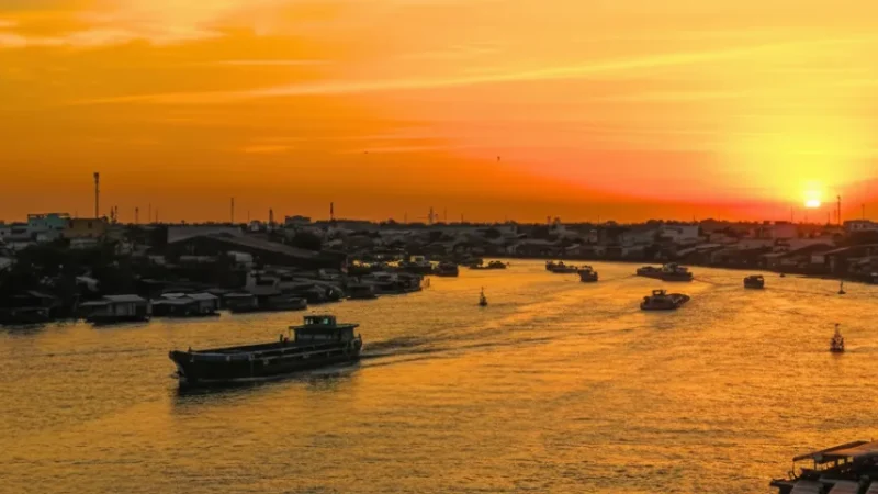 Sunset Points Along the River – Soft evening colors(3)