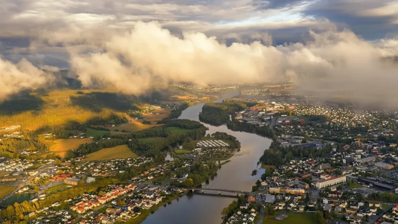 Sunset River Lookouts – Evening Light Over Water(6)