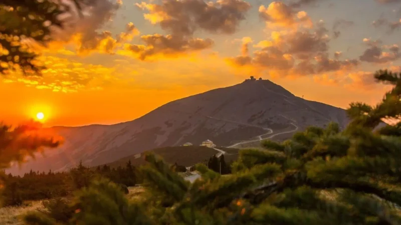 Sunset_Lookouts_05