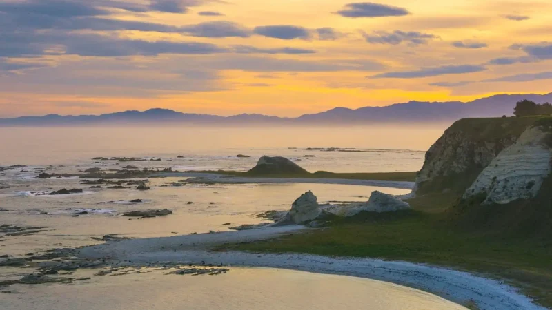 Sunset_Peninsula_Walks_тАУ_Evening_coastal_scenery_02