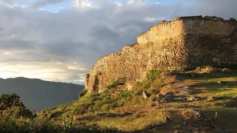 Sunset_Viewing_Areas_–_Evening_mountain_light_views__03