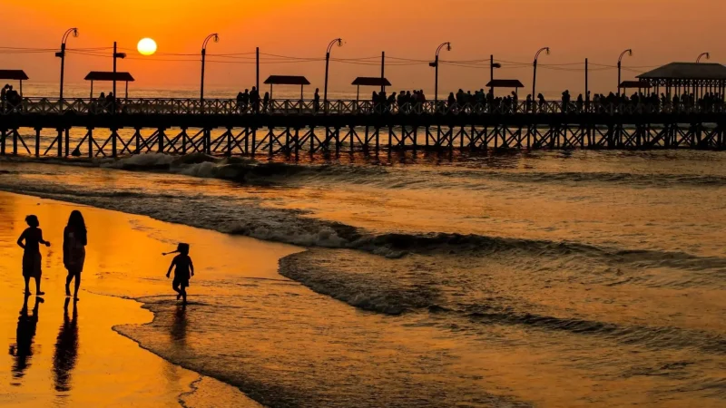 Sunset_Viewing_Areas_–_Evening_ocean_views__03