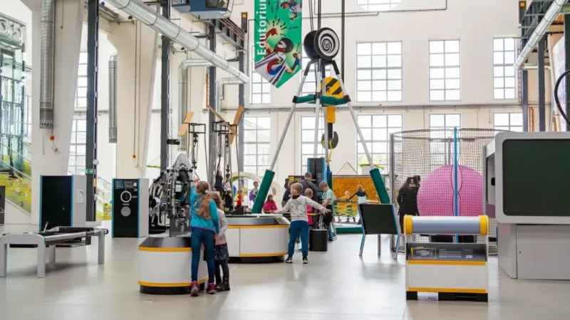 Techmania Science Center – Interactive Science Museum(3)