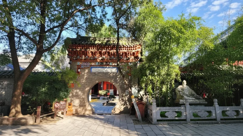 Temple Courtyards – Spiritual Spaces(3)