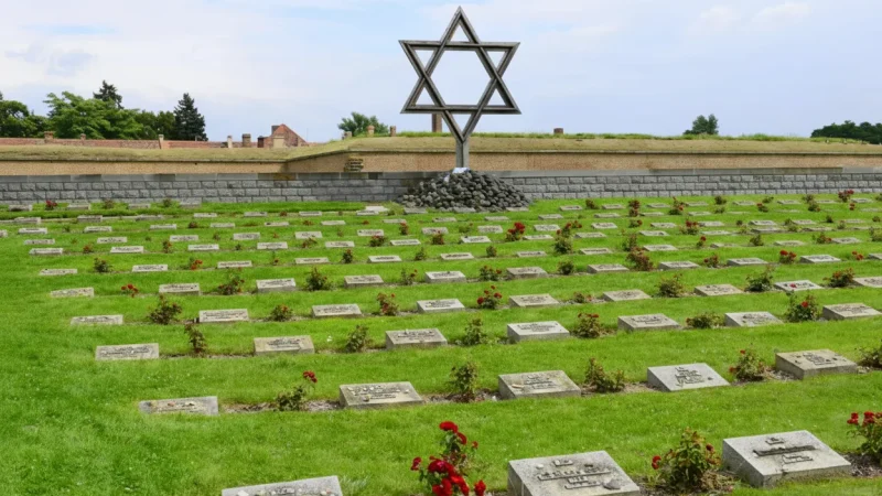 Terezín Crematorium & Cemetery(3)
