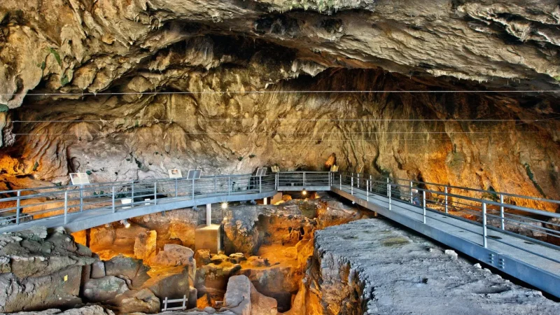 Theopetra_Cave_04