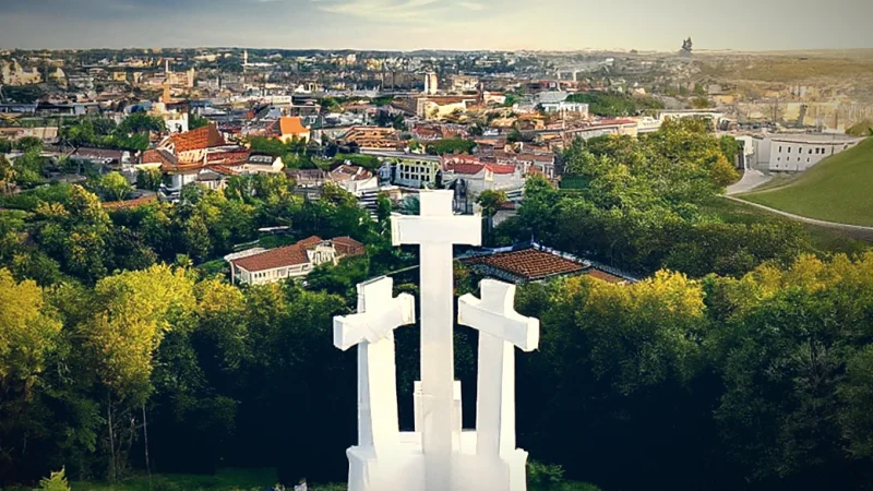 Three Crosses Hill(5)