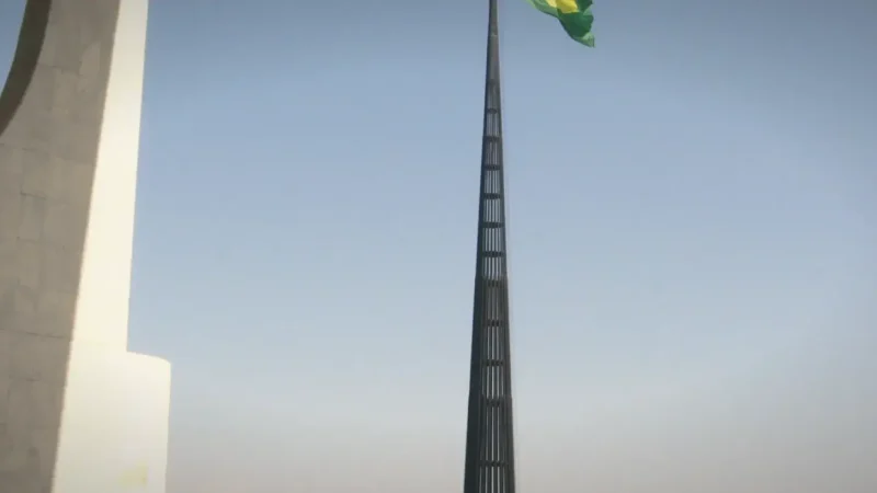 Three Powers Plaza (Central square)(2)