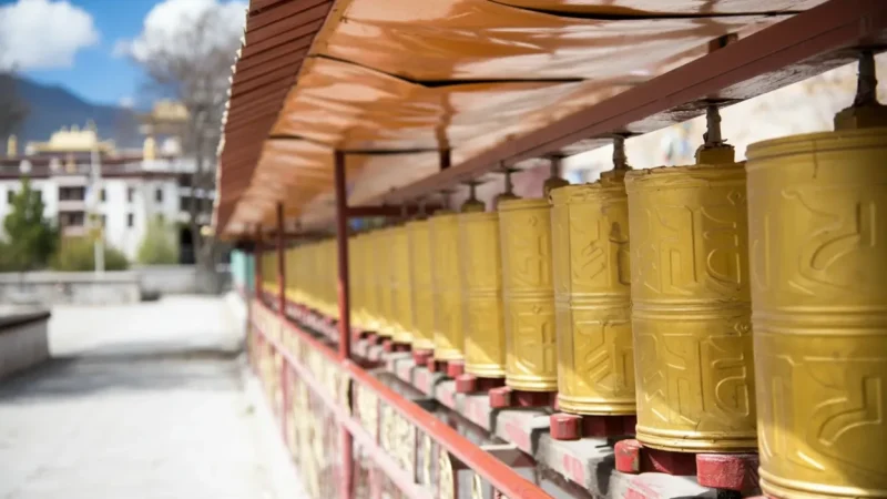 Tibetan Prayer Wheel Areas – Spiritual landmarks(1)