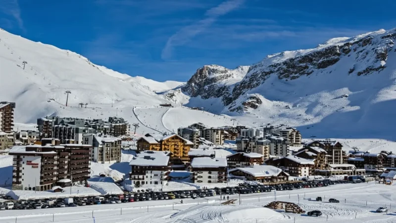 Tignes – Popular winter sports village(1)