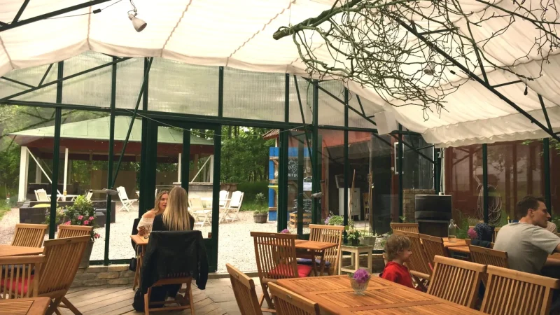 Town Square – Local markets and cafés(5)
