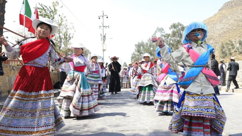 Traditional_Dance_Square_–_Cultural_performances_area__03
