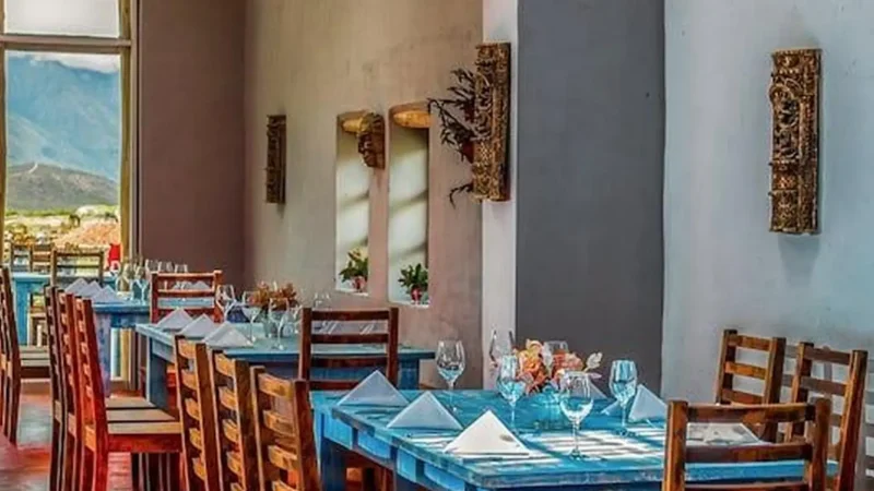 Traditional_Restaurants_–_Local_cuisine__03