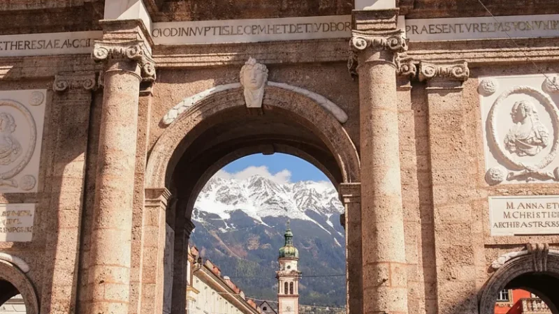 Triumphal Arch Access – Historic monument route(3)