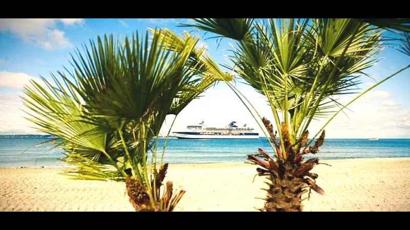 Tropical Beach – Urban beach area(6)