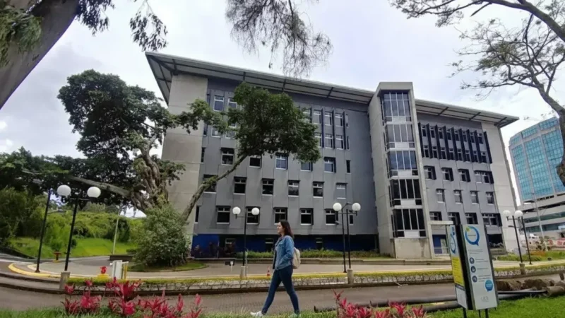 University of Costa Rica Campus 06