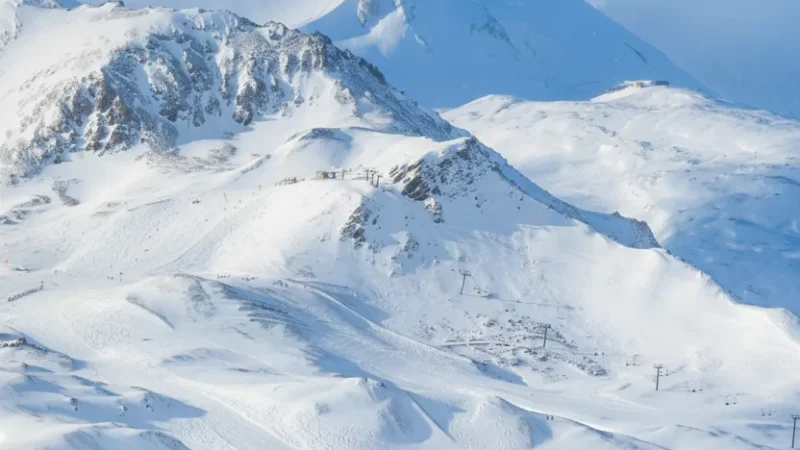 Val d’Isère – Iconic ski and mountain area(1)