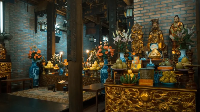 Van Thuy Tu Temple – Whale worship heritage(3)