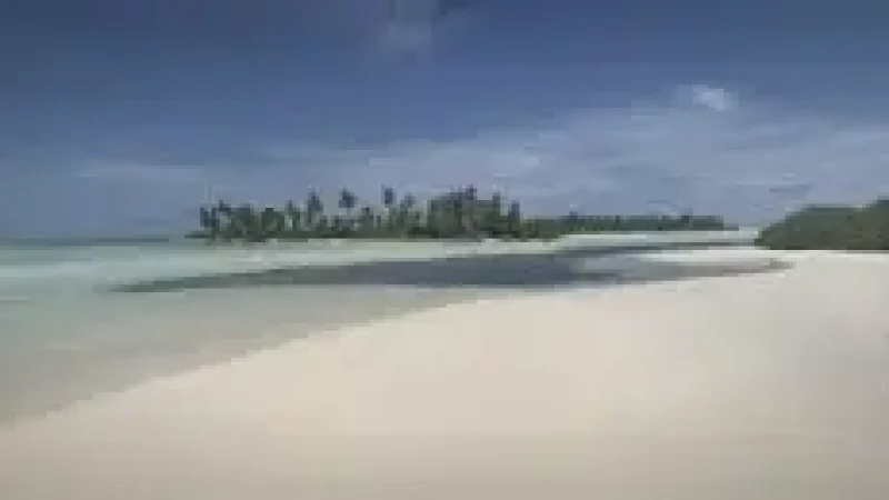 Veymandoo Beach – A soft white-sand beach ideal for(5)