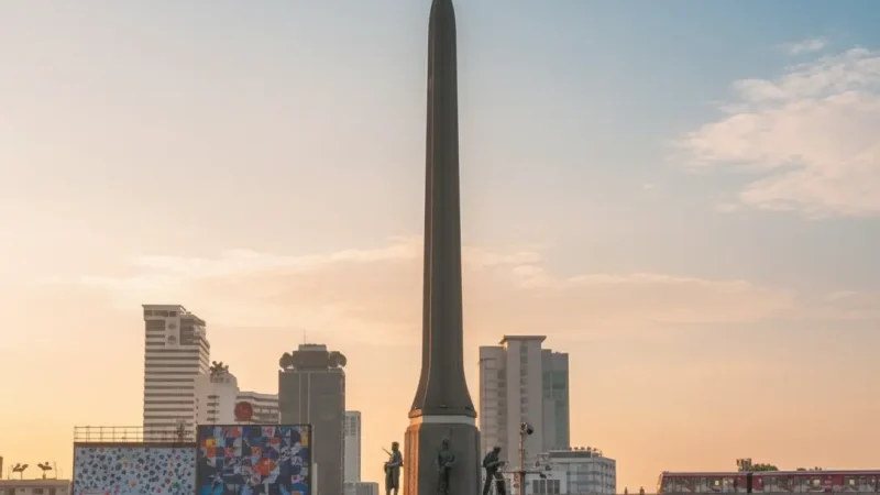 Victory_Monument_Travel_Guide(1)