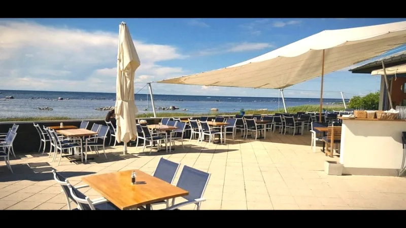 Visby Harbour – Sea views & cafés(5)