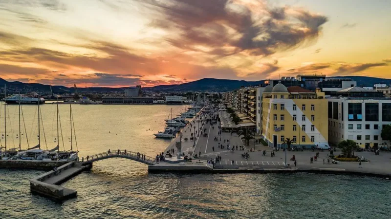 Volos_Waterfront_01