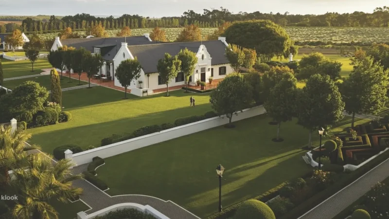 Voyager Estate – Wine tasting gardens(3)