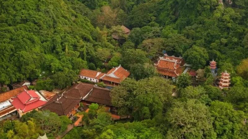 Vung Duc Temple – Sea Overlooking Cultural Site(4)