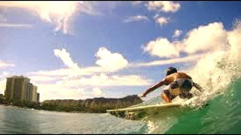 Waikiki Beach – A popular urban beach for surfing(5)