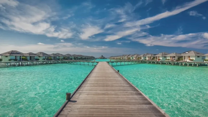 Water Villa Walkway – Scenic overwater path(6)