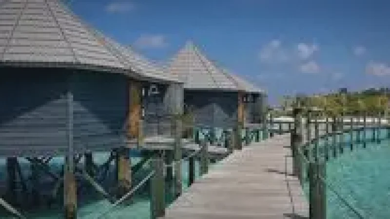 Water Villa Walkway(4)
