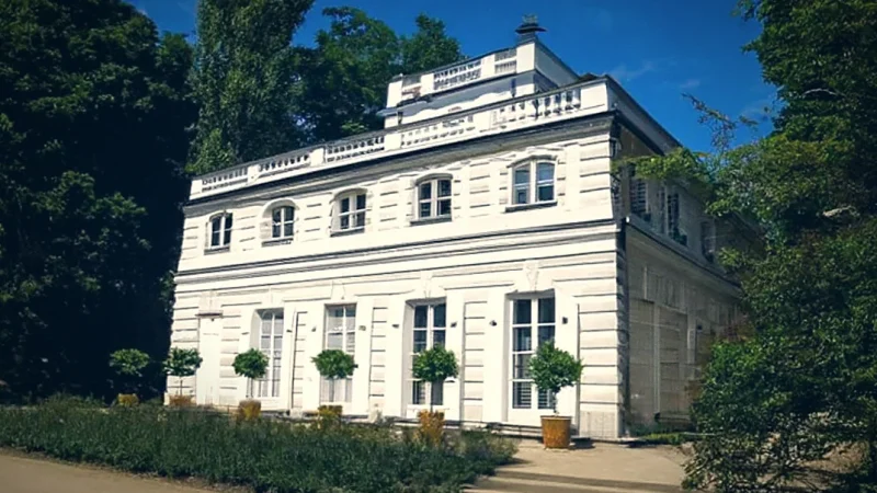 White Pavilion – Royal guesthouse(1)