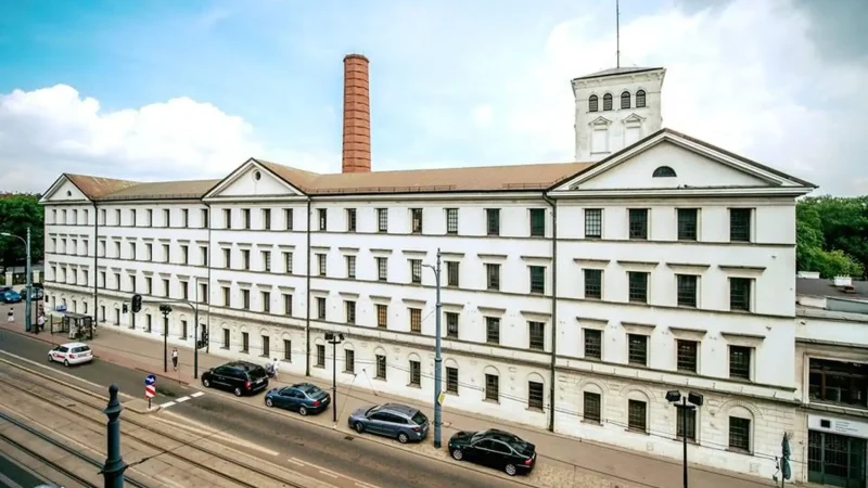 White_Factory_05