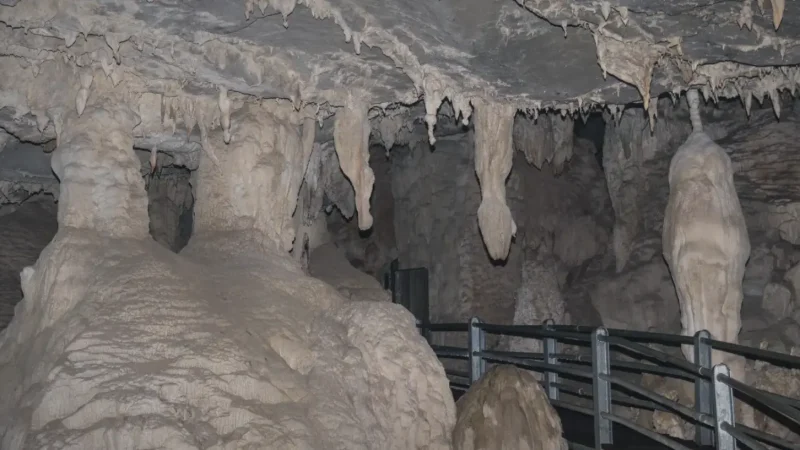 Wind Cave(4)