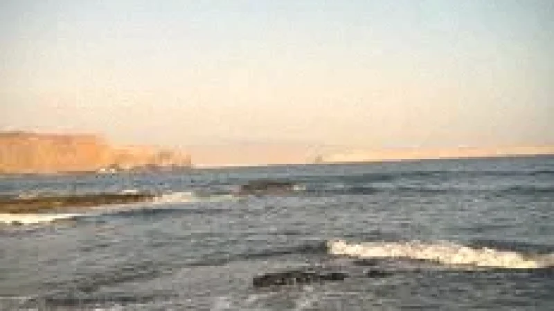 Yumaque Beach – Quiet scenic beac(3)
