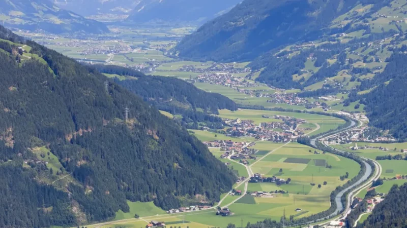 Ziller Valley Views – Wide Valley Scenery(4)