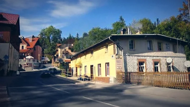 town Promenade(6)
